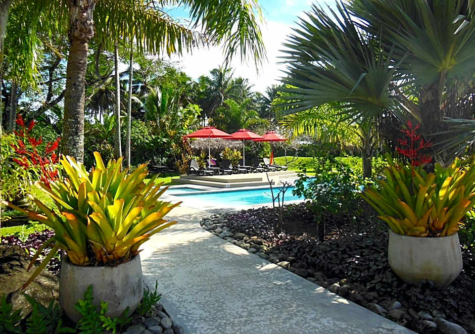 Lagoon Breeze Villas