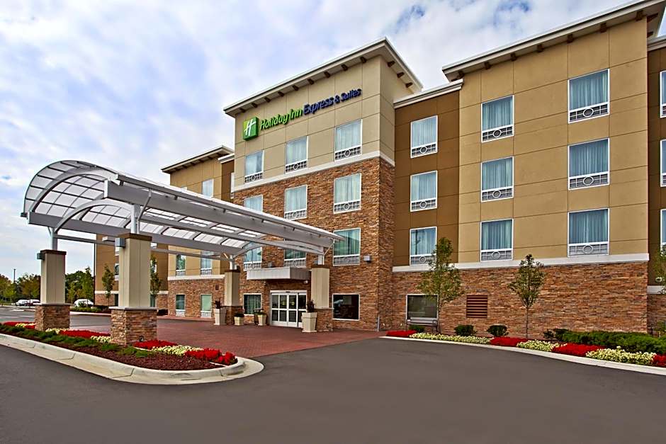Photo 1 of 34 of Holiday Inn Express & Suites Ann Arbor West - Zeeb Rd By IHG