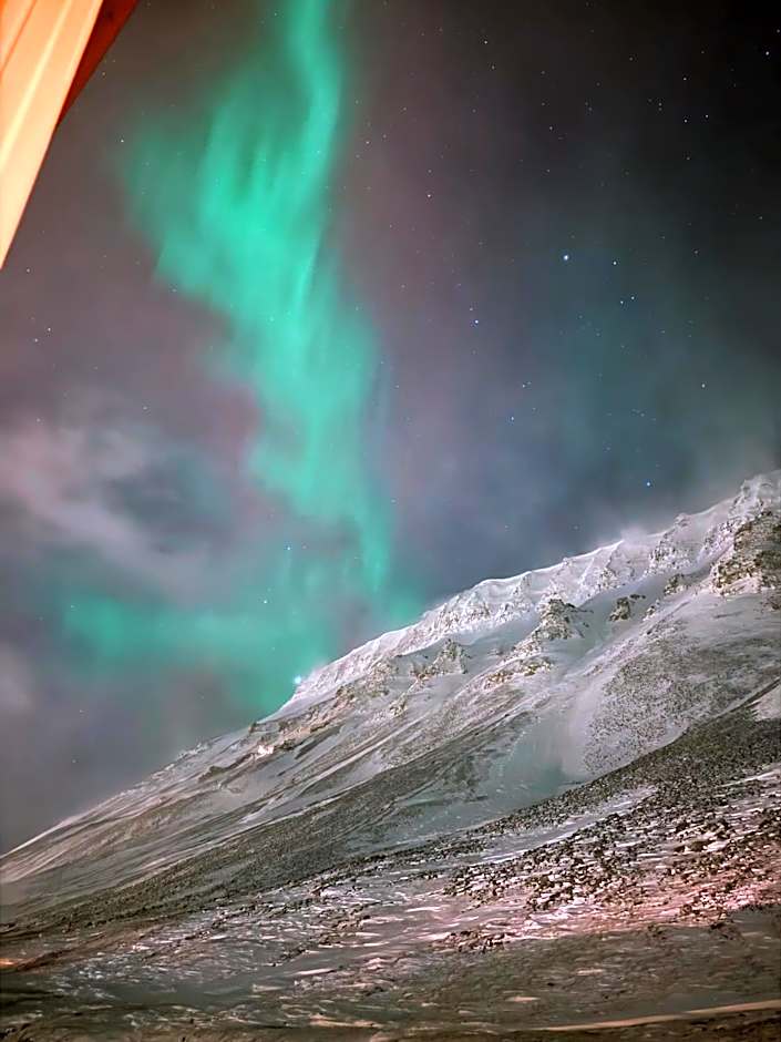 Gjestehuset 102 - your home away from home!