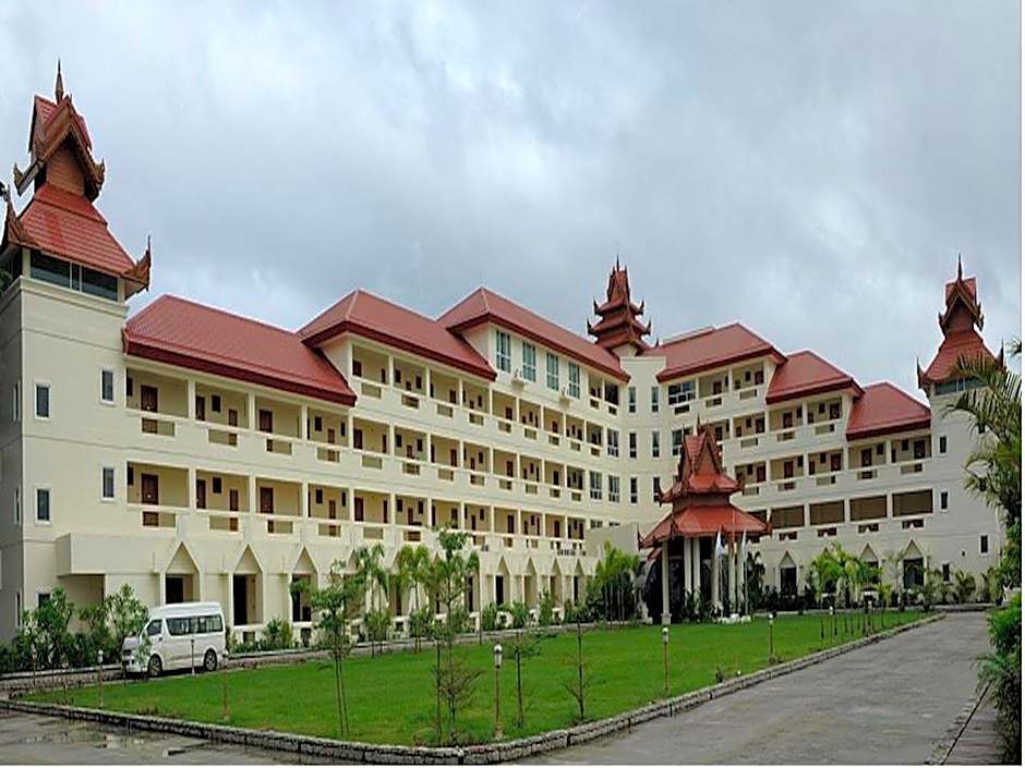 Mawlamyine Strand Hotel