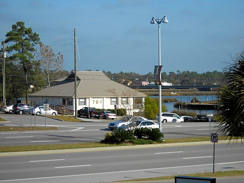 Travelodge by Wyndham Ocean Springs