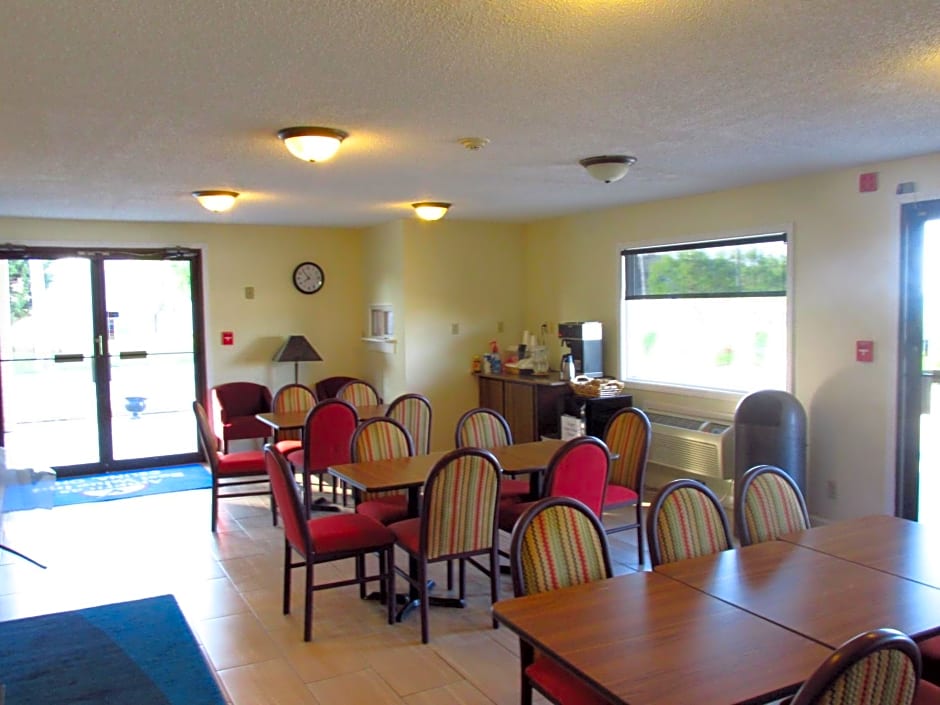 Americas Best Value Inn-Celina