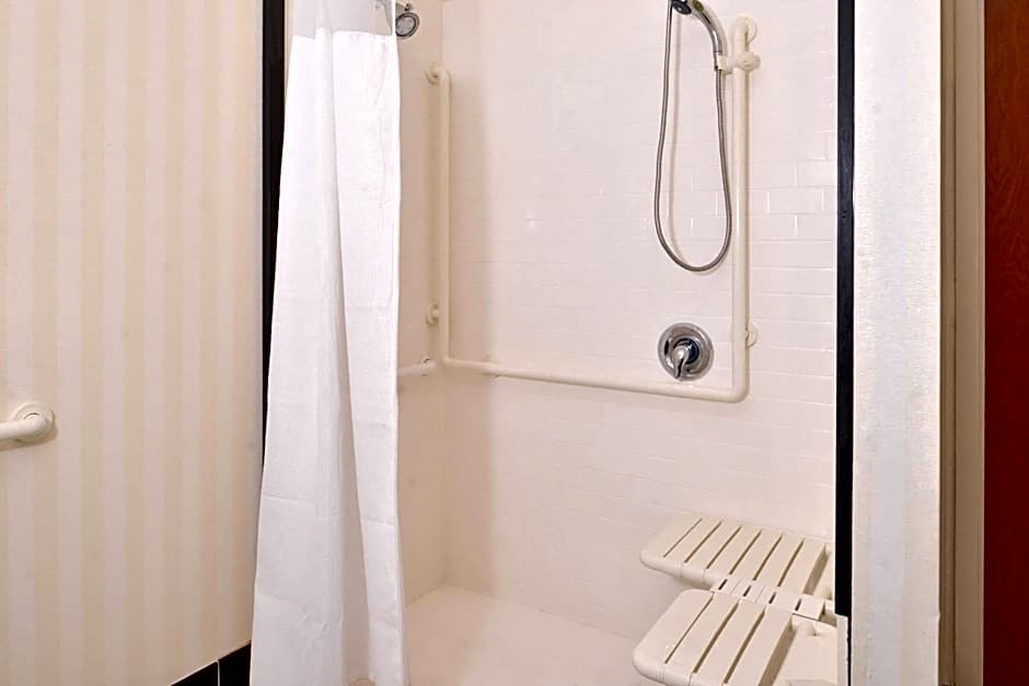 Fairfield Inn and Suites by Marriott Birmingham Pelham/I-65