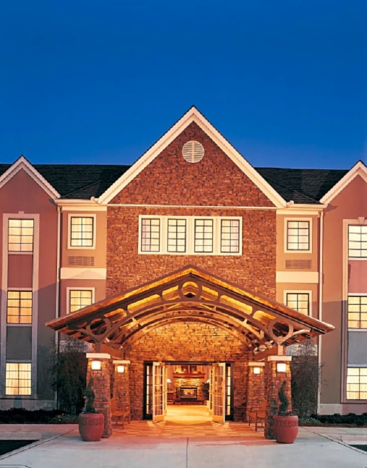 Staybridge Suites - Denton