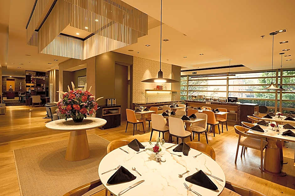 EK Hotel By Preferred Hotels Group