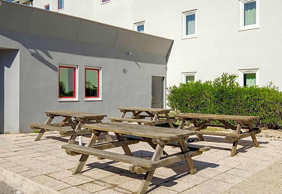 B&B HOTEL Villeneuve Loubet Plage