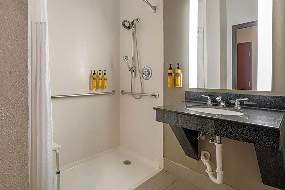 Best Western Plus Mckinney Inn & Suites