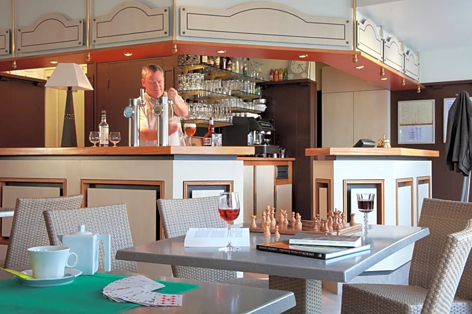 Logis - Hôtel & restaurant Les Trois Fontaines