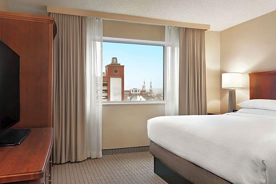 Embassy Suites by Hilton Cincinnati RiverCenter