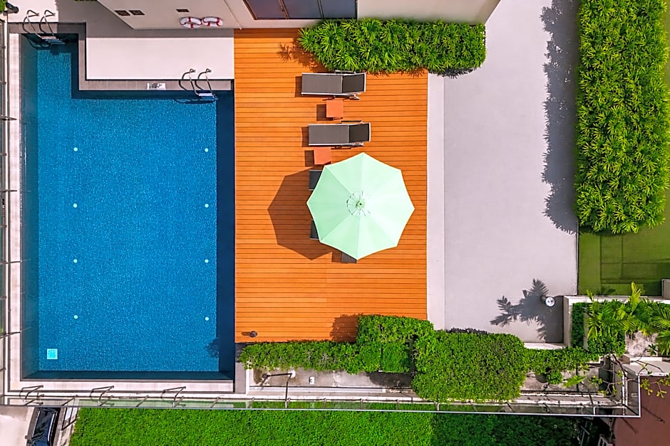 Oakwood Residence Sukhumvit 24 Bangkok