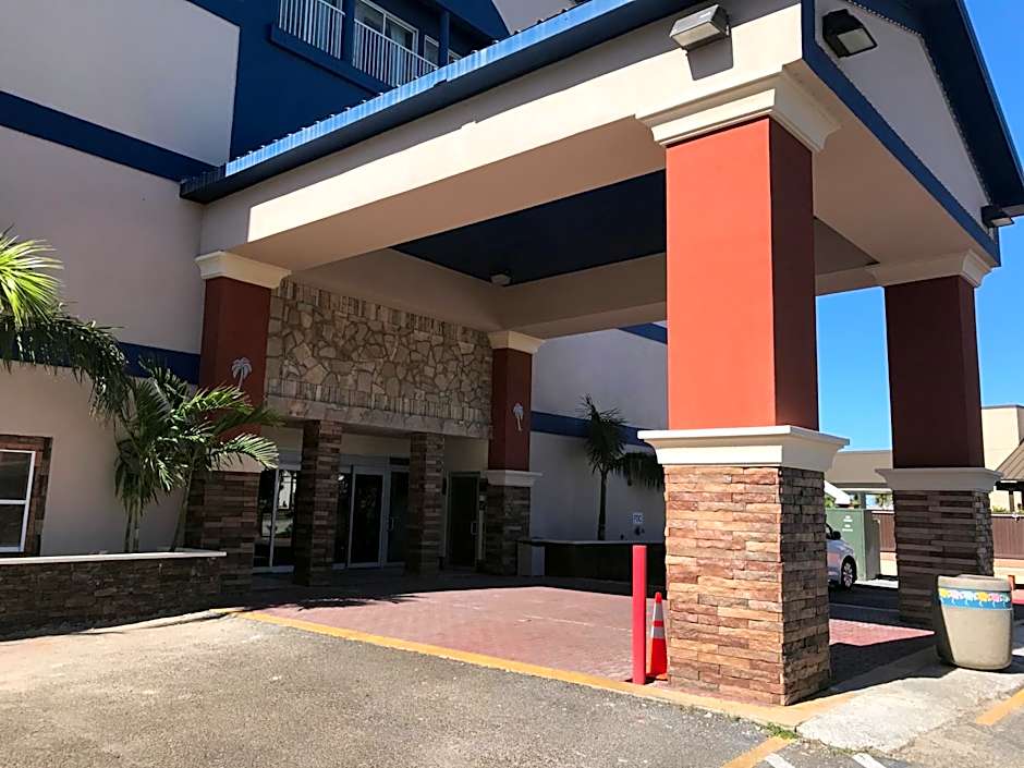 Blue Bay Inn And Suites
