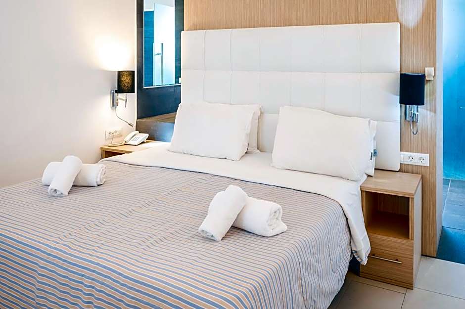 Orizontes Hotel Santorini