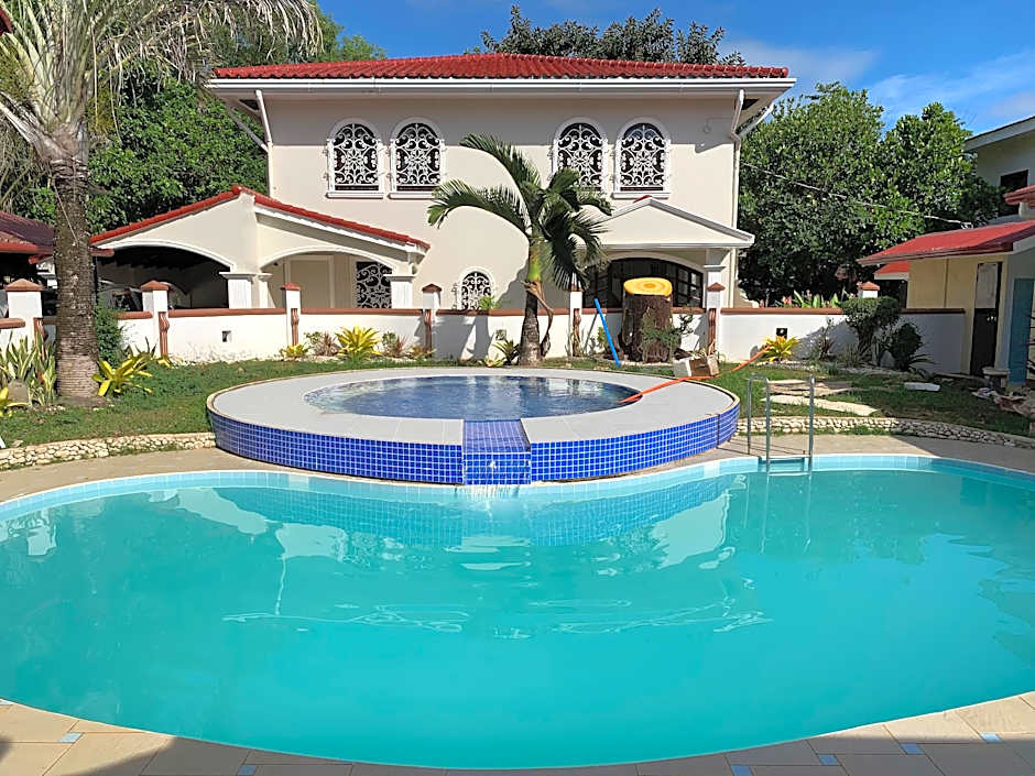 RedDoorz Carlton-Martin Hotel Masbate City