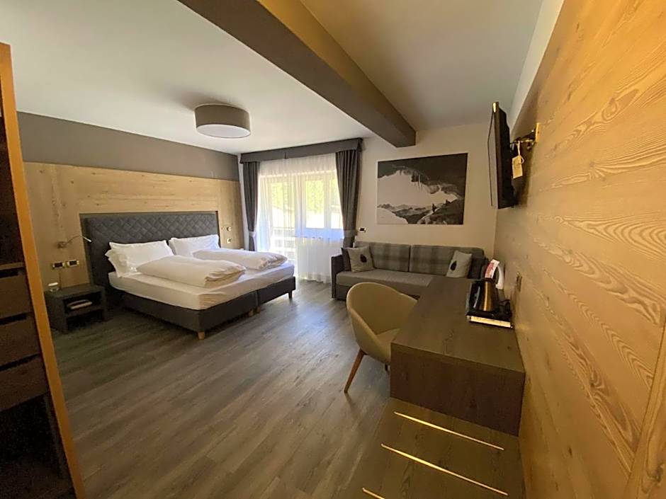 Hotel & Ristorante Baita Dovich