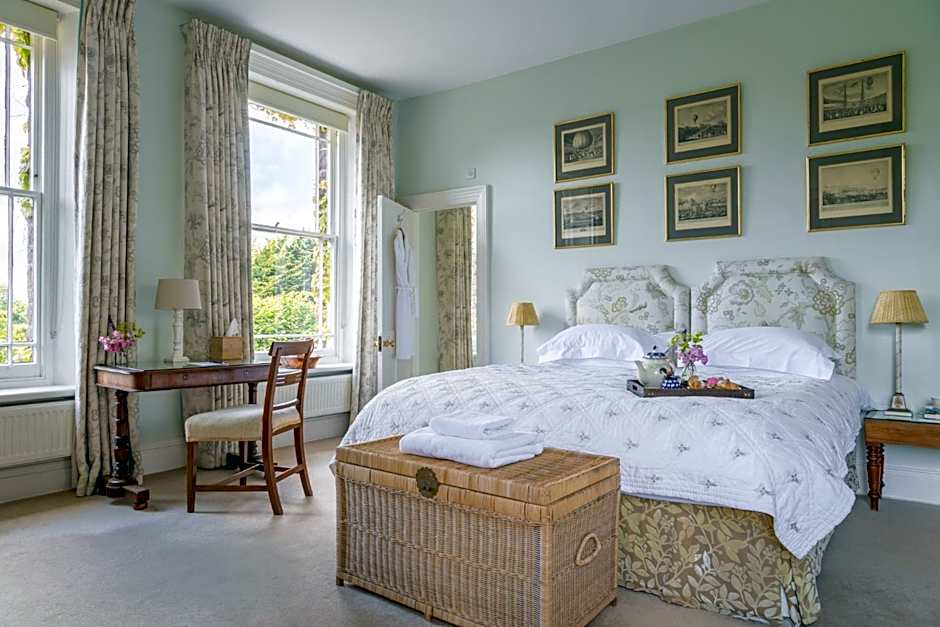 Overtown Manor Bed and Breakfast