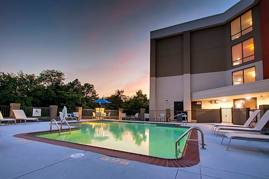 Holiday Inn Express Voorhees - Mt. Laurel By IHG