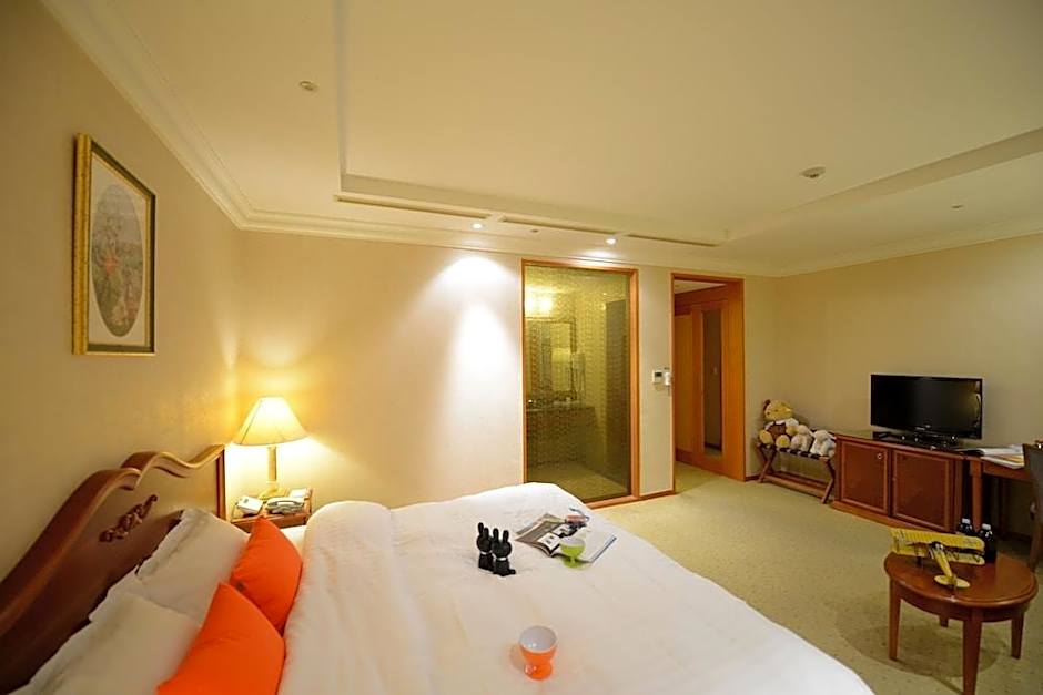 Onyang Hot Spring Hotel