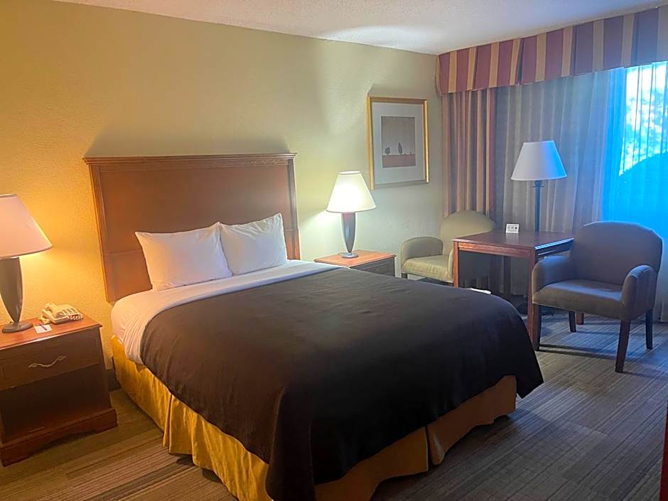 Budgetel Inn & Suites Atlanta