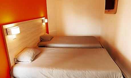 Triple Room (2 Single Beds + 1 Bunk Bed)