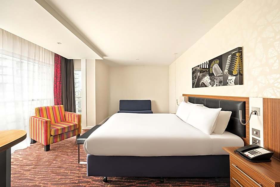 Holiday Inn Manchester-Mediacityuk By IHG