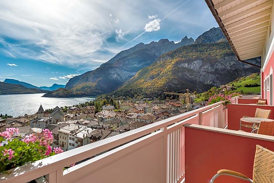 Hotel Londra Slow Living Molveno