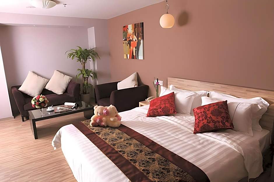 Guangdong Baiyun City Hotel