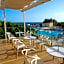 Mare Blue Hotel