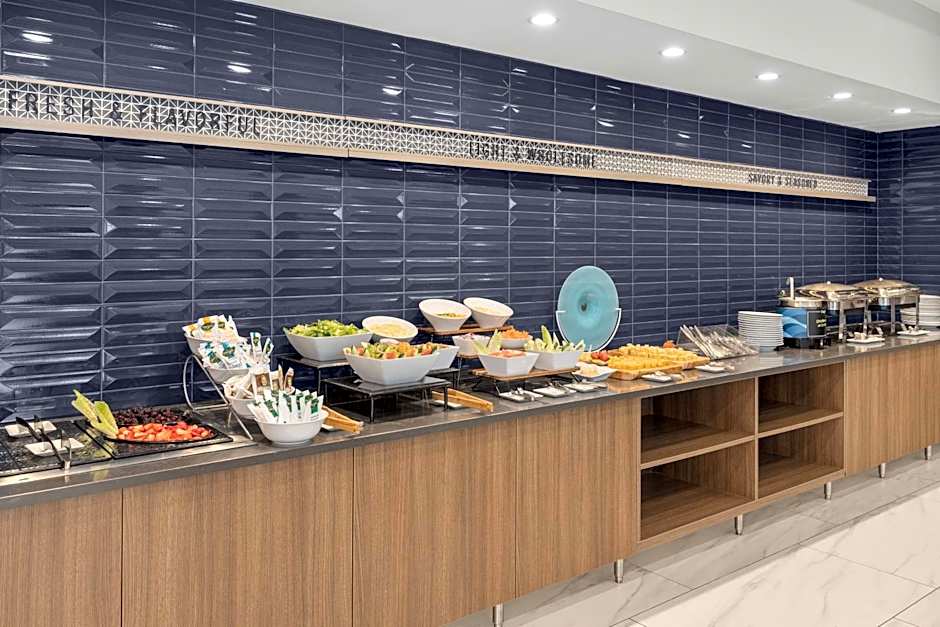 Homewood Suites by Hilton Downers Grove Chicago, IL