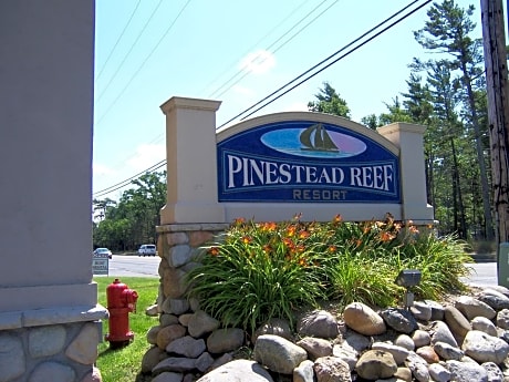 Pinestead Reef Resort