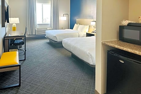 2 Queen Beds, Nonsmoking, Accessible