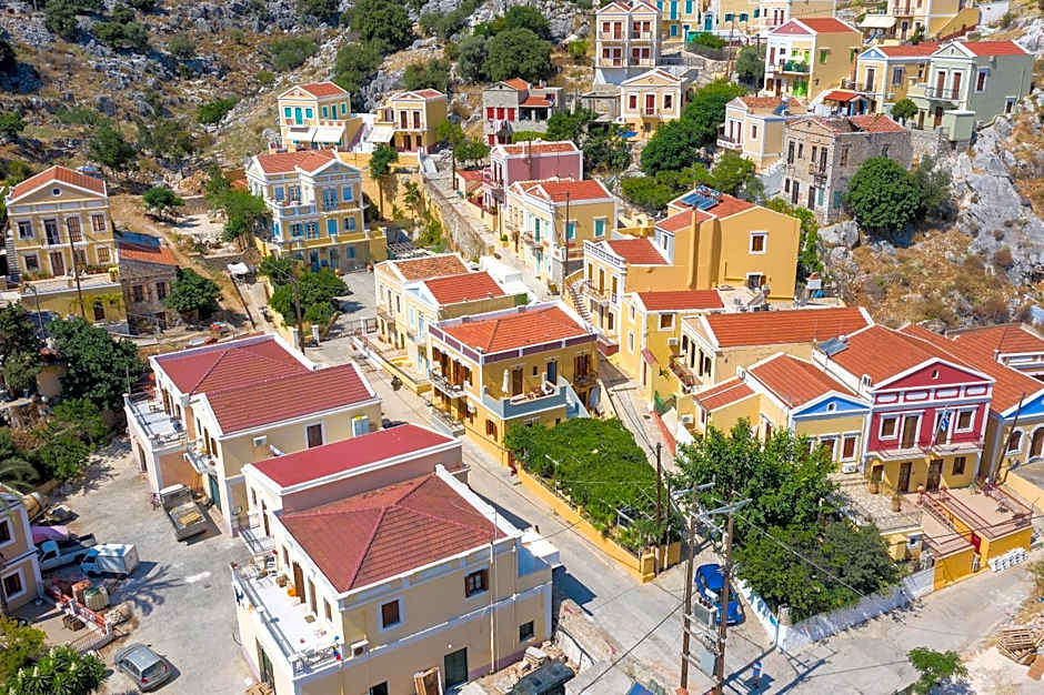 Grace Hotel & Studios