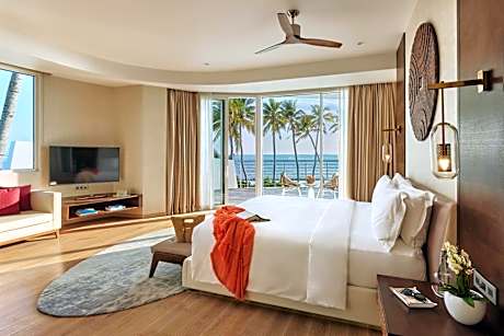 Three Bedroom Olhahali Beach Retreat with Pool
