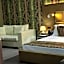 Hotel Deluxe