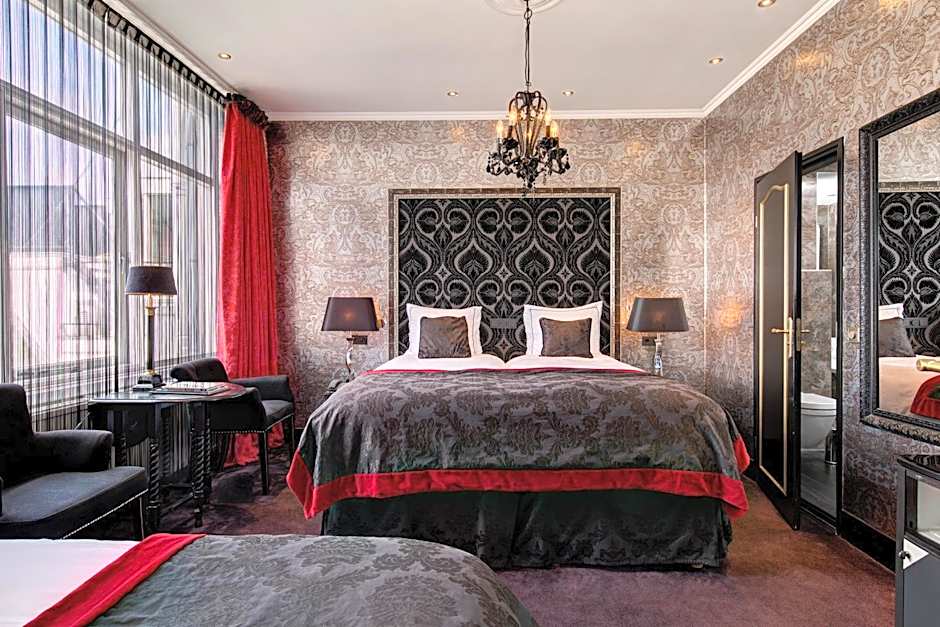 The Pavilions Amsterdam, The Toren