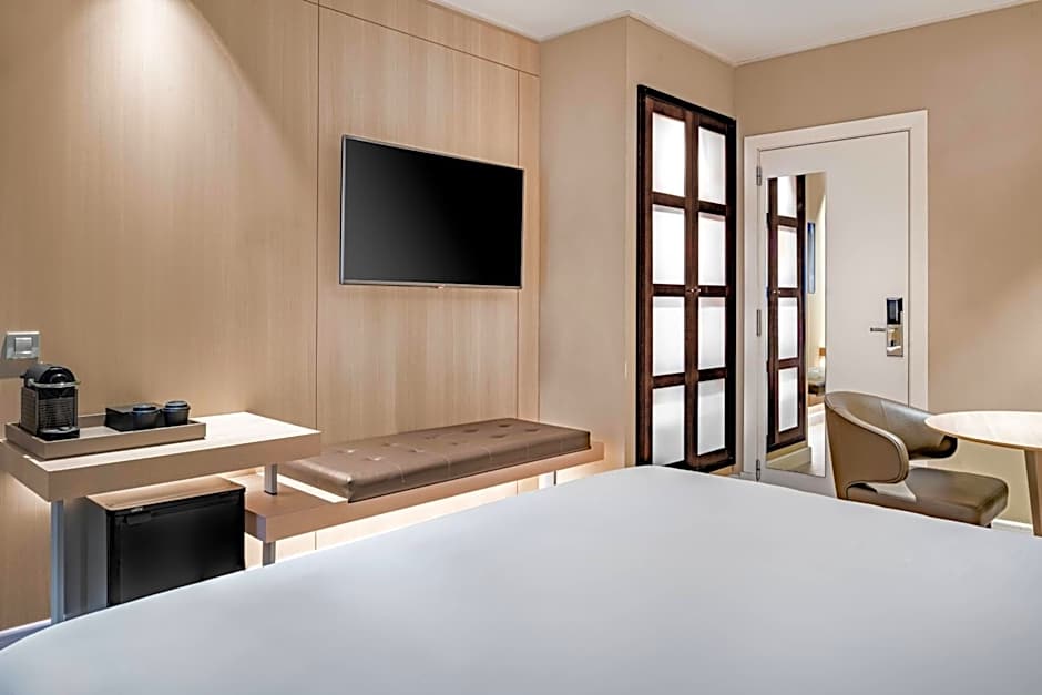 AC Hotel by Marriott Irla