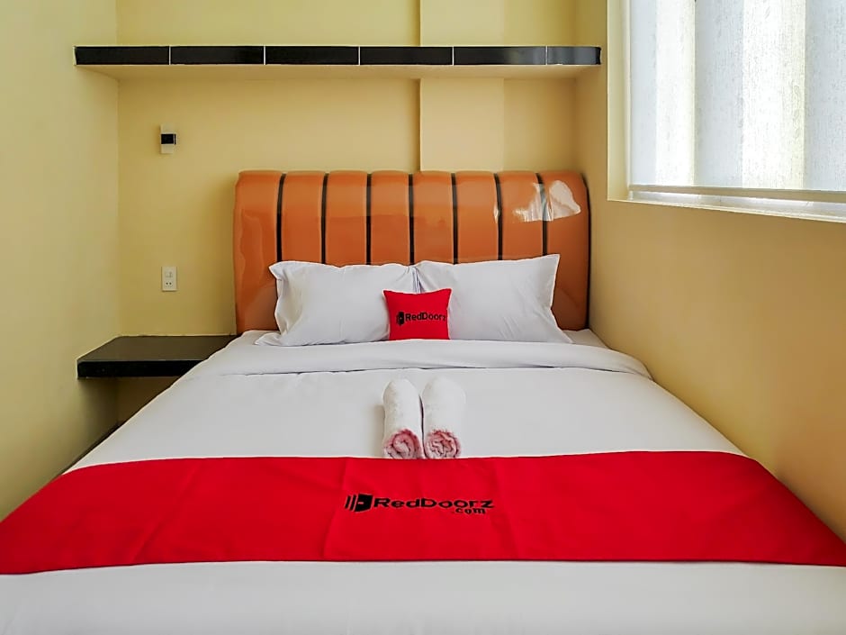 RedDoorz @ Jalan Gaperta Medan