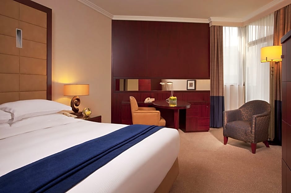 Beach Rotana - Abu Dhabi