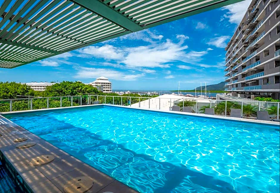 602 Harbour Lights with Ocean Views