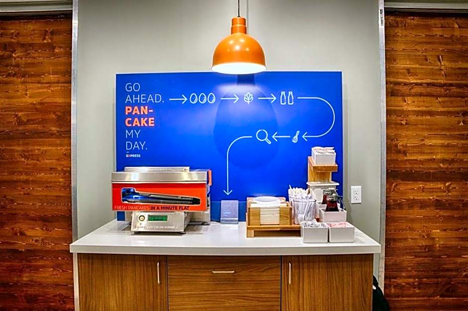 Holiday Inn Express Toronto East - Scarborough By IHG