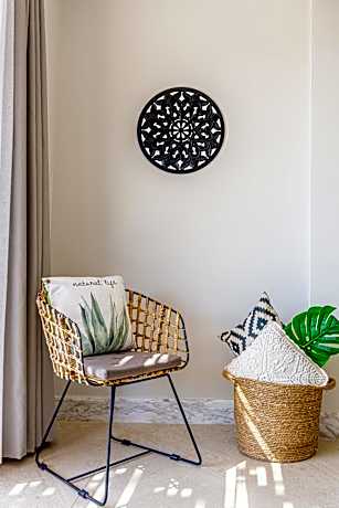 Deluxe Suite with Sea View