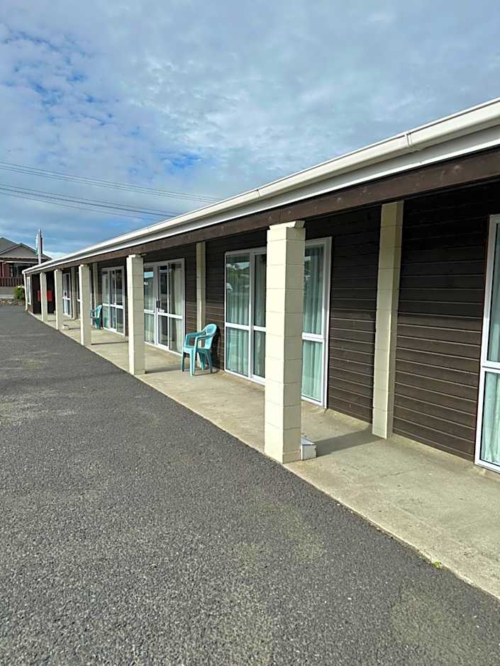 Charlies Motor Lodge