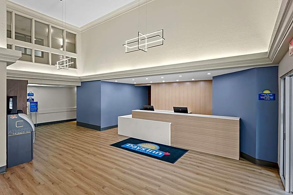 Days Inn by Wyndham Regina