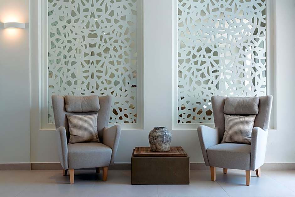 Strogili Hotel - Adults Only