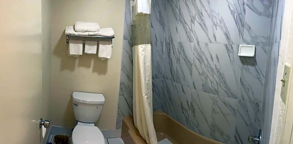 Antlers Budget Inn
