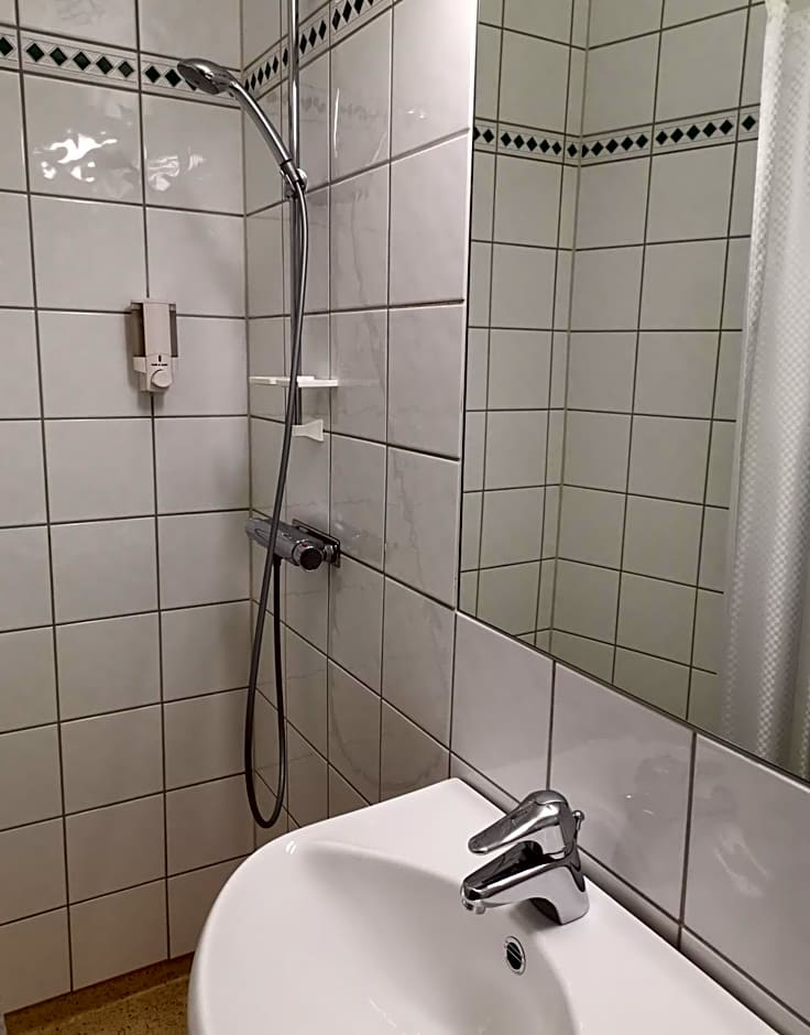 Photo 1 of 1 of Small Double Room