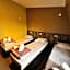 Brxxl 5 City Centre Hostel