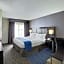 Holiday Inn Express Hotel & Suites Meadowlands Area By IHG