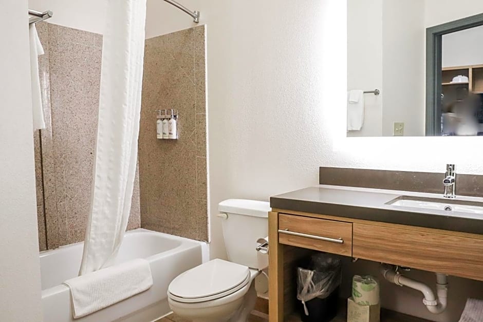 Candlewood Suites Richmond Airport Hotel By IHG