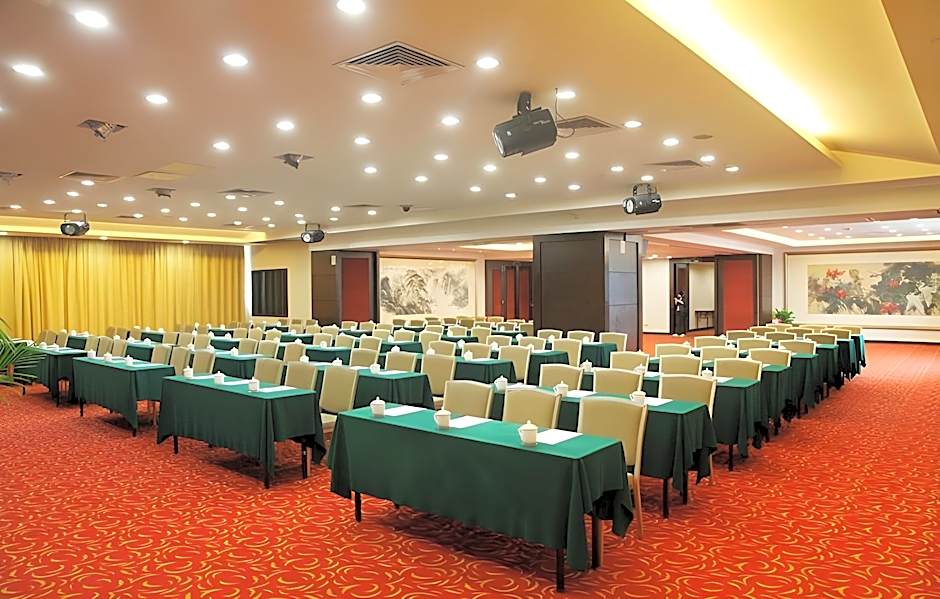 Landmark International Hotel
