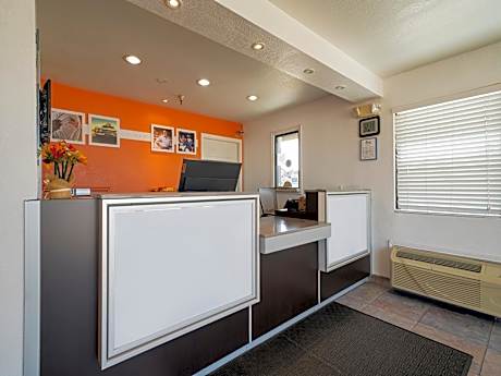 Americas Best Value Inn & Suites Humble